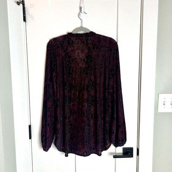 WHBM Snakeskin Print Velvet Burnout Button-Up Popover Drapey Flowy Top Sz Large - Picture 5 of 5